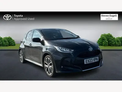 Used Toyota Yaris 116 HP (85 kW) 2023 Black Hatchback