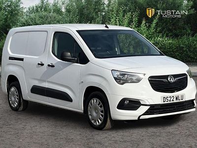 Used Vauxhall Combo Sportive 100 HP (73 kW) 2022 White MPV
