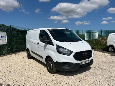 Used Ford Transit Custom 105 HP (77 kW) 2018 White Van
