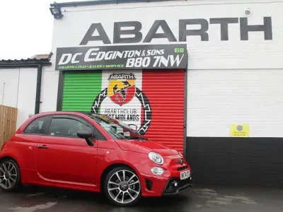 Used Abarth 595C Turismo 165 HP (121 kW) 2024 Red Cabriolet