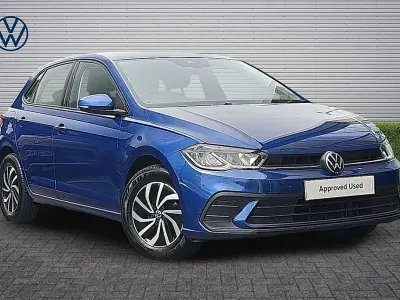 Used VW Polo Life 95 HP (69 kW) 2024 Reef blue Hatchback