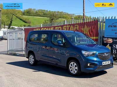 Używany Vauxhall Combo S 100 KM (73 kW) 2020 Niebieski Minivan