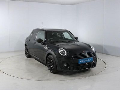 Używany Mini Cooper Hatch 134 KM (98 kW) 2019 Czarny Hatchback