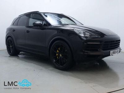 Used Porsche Cayenne 440 HP (323 kW) 2018 Black SUV