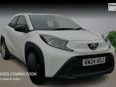 Used Toyota Aygo X PURE 72 HP (52 kW) 2025 SUV