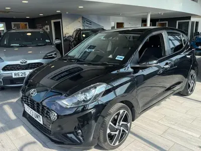 Used Hyundai i10 Premium 84 HP (61 kW) 2023 Hatchback
