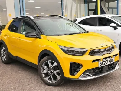 Used Kia Stonic GT-Line S 118 HP (86 kW) 2023 Yellow SUV