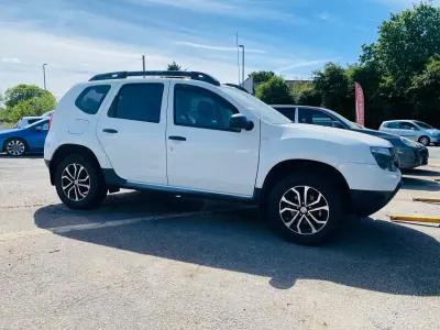Used Dacia Duster Ambiance 115 HP (84 kW) 2016 White SUV