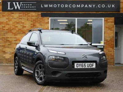 Używany Citroën C4 Cactus Feel 100 KM (73 kW) 2015 Szary Hatchback