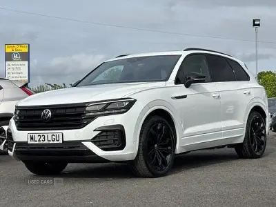 Usado VW Touareg Black Edition 231 HP (169 kW) 2023 Branco SUV