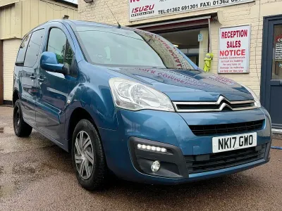 Used Citroën e-Berlingo Feel 100 HP (73 kW) 2017 Blue MPV