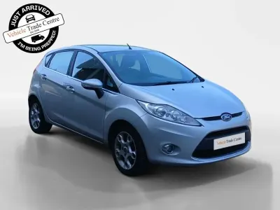 Used Ford Fiesta Zetec 82 HP (60 kW) 2012 Silver Hatchback