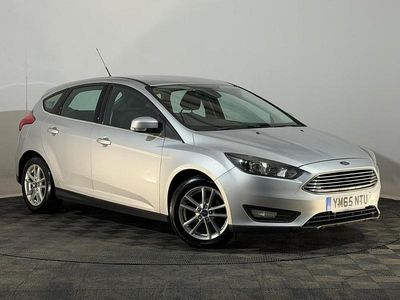 Used Ford Focus Zetec 120 HP (88 kW) 2016 Silver Hatchback