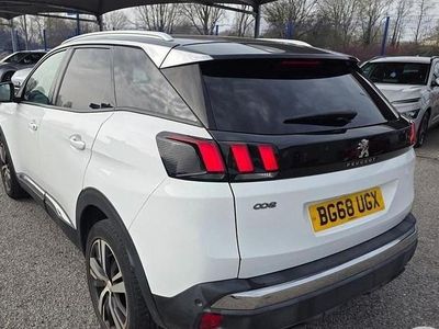 Used Peugeot 3008 Allure 130 HP (95 kW) 2018 Bianco white SUV