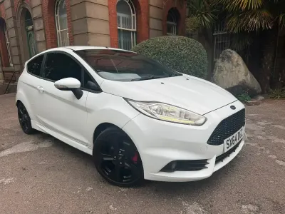 Used Ford Fiesta ST 2015 White Hatchback