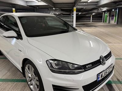 Used VW Golf VII GTD 184 HP (135 kW) 2015 White Hatchback
