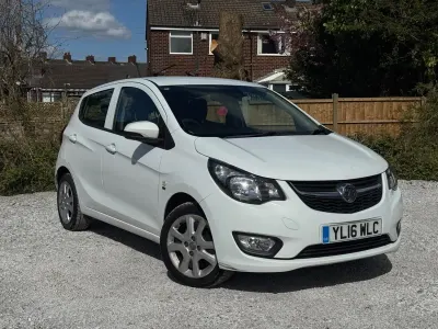 Second-hand Vauxhall Viva 75 CP (55 kW) 2016 Alb Hatchback