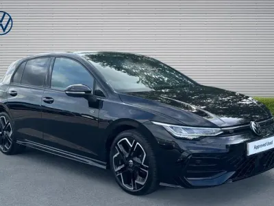 Used VW Golf VIII R-line 150 HP (110 kW) 2025 Black Hatchback