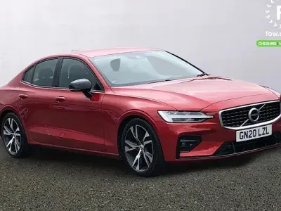 Used Volvo S60 R-Design 250 HP (183 kW) 2019 Red Sedan