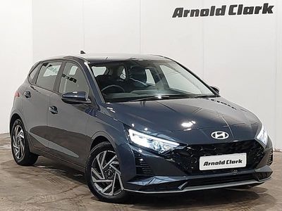 Used Hyundai i20 Advanced 100 HP (73 kW) 2024 Grey Hatchback