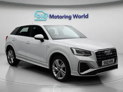 Used Audi Q2 S-Line 150 HP (110 kW) 2021 White SUV