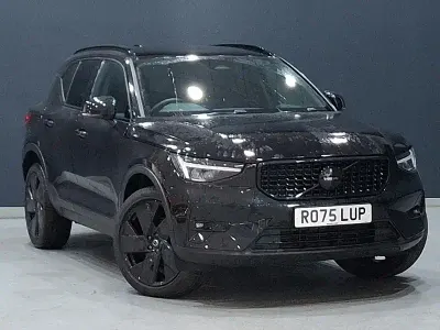 Used Volvo XC40 Plus 197 HP (144 kW) 2025 Black SUV