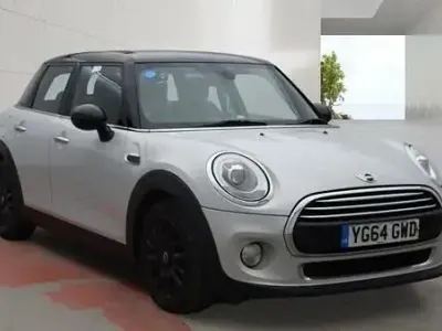Begagnad Mini Cooper D Hatch 116 HK (85 kW) 2014 Silver Halvkombi