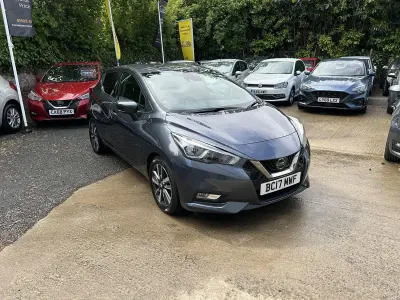 Usado Nissan Micra N-Connecta 90 HP (66 kW) 2017 Cinzento Citadino
