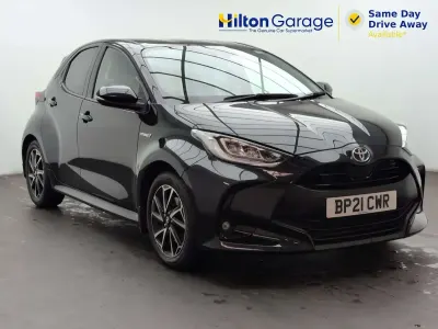 Used Toyota Yaris Design 116 HP (85 kW) 2021 Black Hatchback