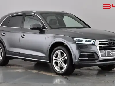 Used Audi Q5 S-Line 190 HP (139 kW) 2019 Daytona grey SUV