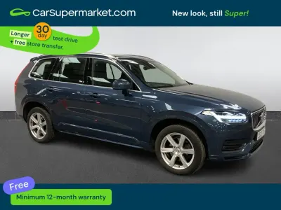 Begagnad Volvo XC90 Core 2023 Blå SUV