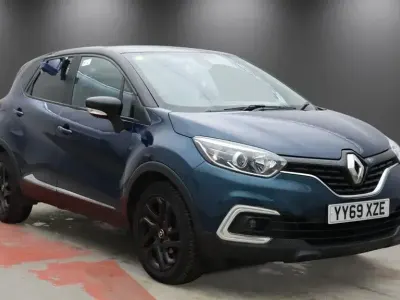 Używany Renault Captur Iconic 90 KM (66 kW) 2019 Niebieski SUV