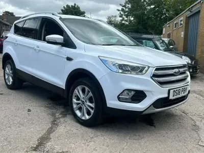 Usado Ford Kuga Titanium 150 CV (110 kW) 2018 Blanco SUV