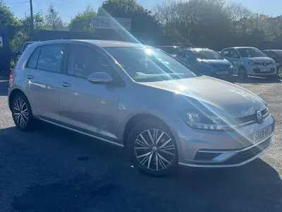 Used VW Golf VII SE 150 HP (110 kW) 2019 Silver Hatchback