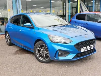 Used Ford Focus ST-Line 125 HP (91 kW) 2019 Blue Hatchback