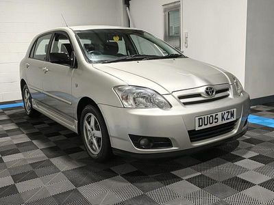 Used Toyota Corolla 2005 Silver Hatchback