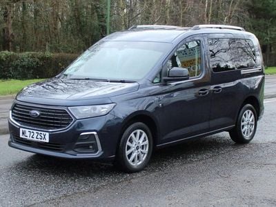 Blue Used 2022 Ford Tourneo Connect Titanium MPV | £19,500 (Good price)