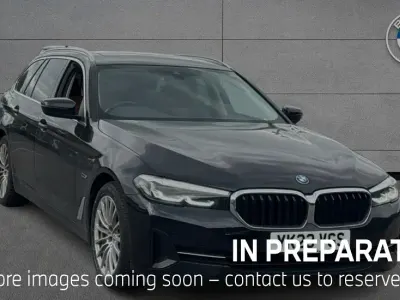 Begagnad BMW 530e Comfort Edition 292 HK (214 kW) 2023 Svart Kombi