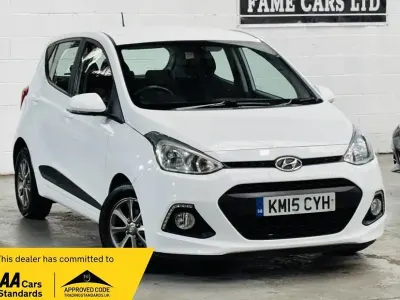Used Hyundai i10 Premium 87 HP (63 kW) 2015 White Hatchback