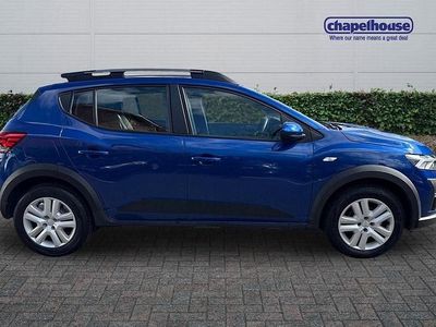 Begagnad Dacia Sandero Expression 90 HK (66 kW) 2023 Blå Halvkombi
