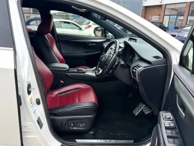 Usado Lexus NX300h Sport Line 197 CV (144 kW) 2014 Blanco SUV