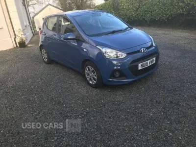 Used Hyundai i10 SE 67 HP (49 kW) 2016 Blue Hatchback