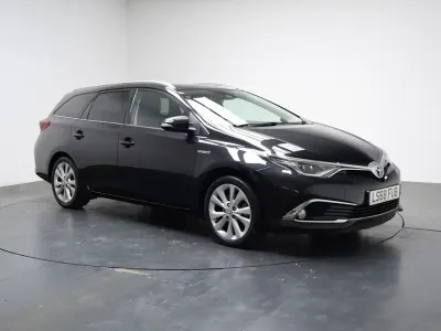 Usado Toyota Auris Hybrid
