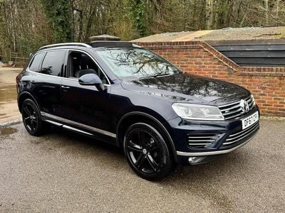Used VW Touareg R-line 262 HP (192 kW) 2017 Blue SUV