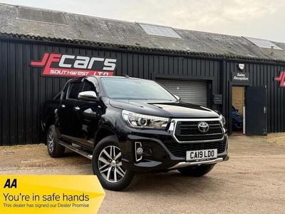 Black Used 2019 Toyota HiLux Pickup | £28,590 (Expensive)