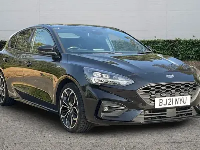 Used Ford Focus ST-Line X 125 HP (91 kW) 2021 Black Hatchback
