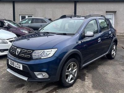Used Dacia Sandero Lauréate 90 HP (66 kW) 2018 Blue Hatchback