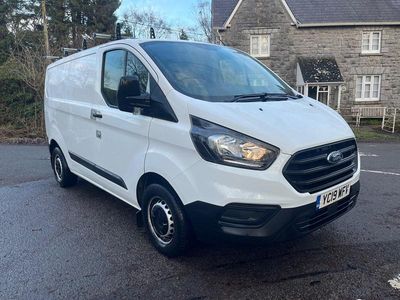 White Used 2019 Ford Transit Custom Van | £11,395 (Good price)