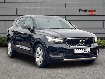 Black Used 2022 Volvo XC40 Momentum SUV | £20,595 (Fair price)