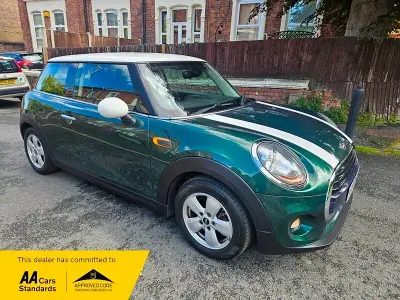Used Mini Cooper Hatch 2017 Green Hatchback